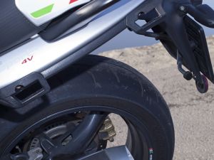 Moto Guzzi 1200 Sport V4