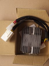 VFR800 VTEC - Výměna regulátoru napětí, výměna alternátoru