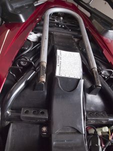 Umístění pod sedlo