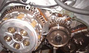 VFR800 VTEC - rozvodové řetězy