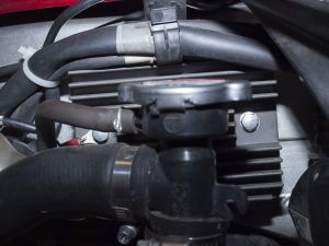 VFR800 VTEC - Výměna regulátoru napětí, výměna alternátoru