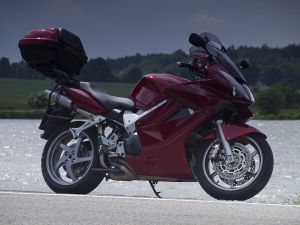 VFR800 VTEC - Leo Vince SBK